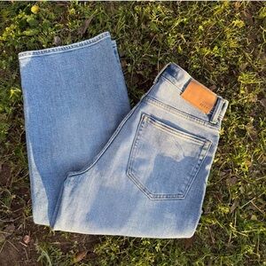 American Eagle straight leg Light Blue Jeans